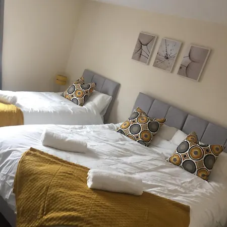 Booth House Holiday home Leeds (West Yorkshire)